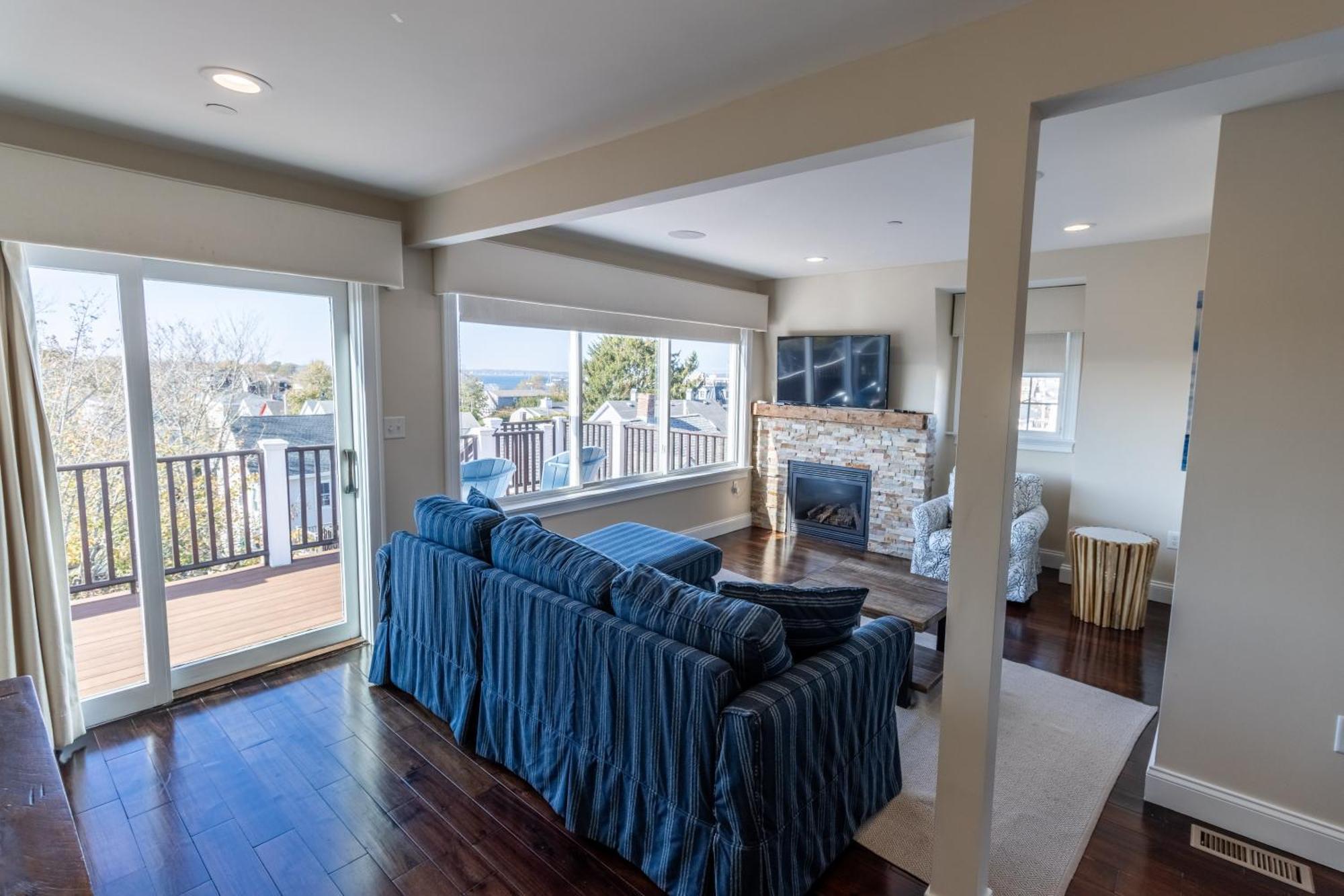 شقة The Newport Lofts - 617 Thames Street المظهر الخارجي الصورة